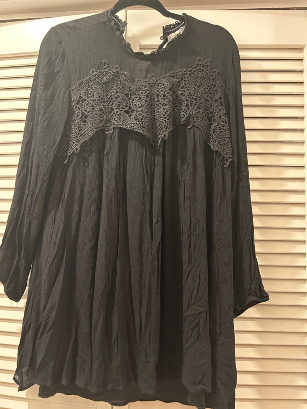 Neiman Marcus On The Road  Marcus Black Lace-Trim Long Sleeve  Dress
